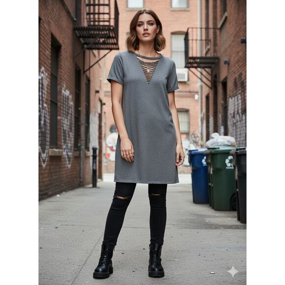 Torrid Women L Grunge 90s Punk Rocker Chic Minimalist Edgy Slashed T-Shirt Dress - Picture 2 of 9